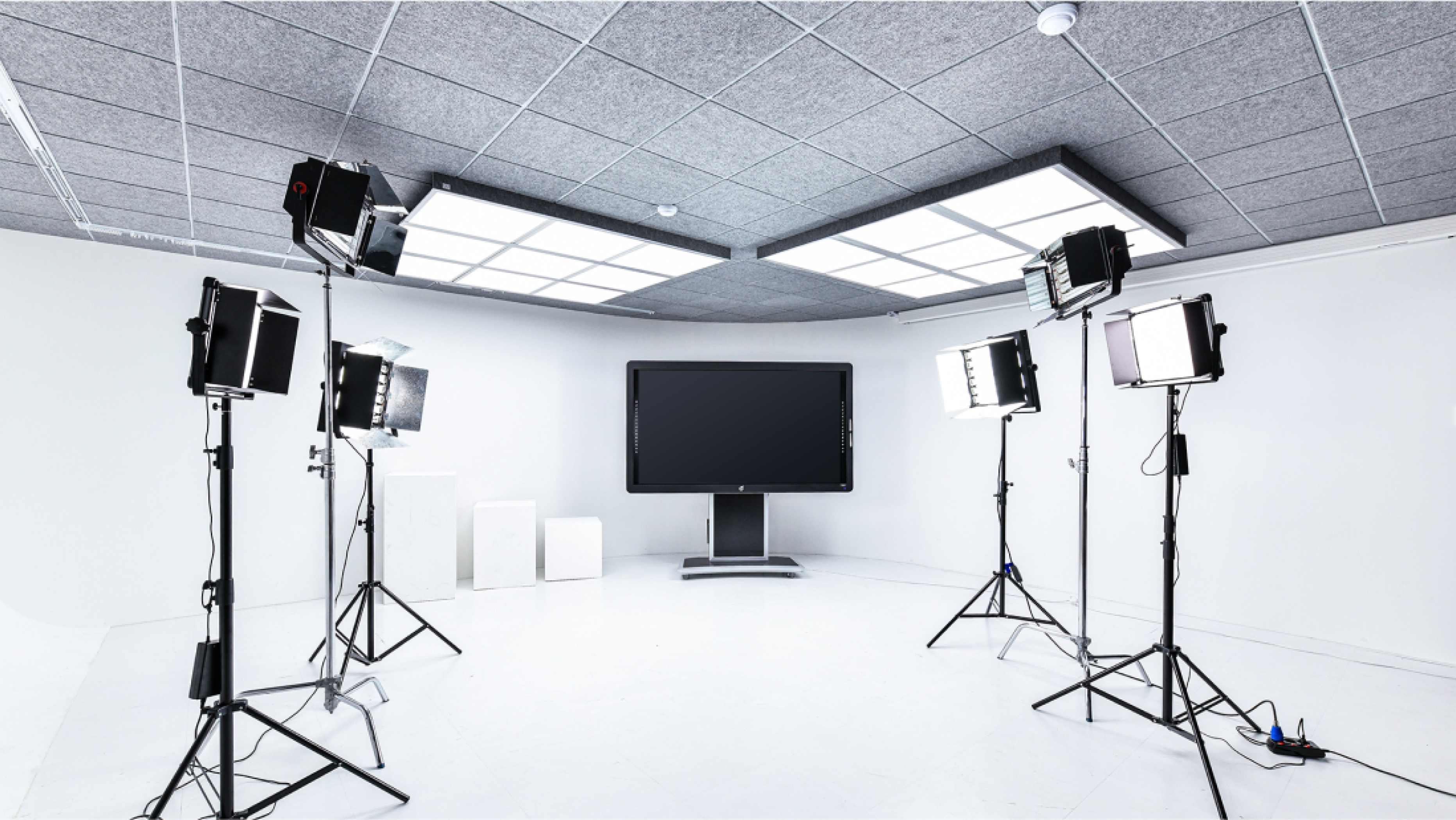05_studioSlider